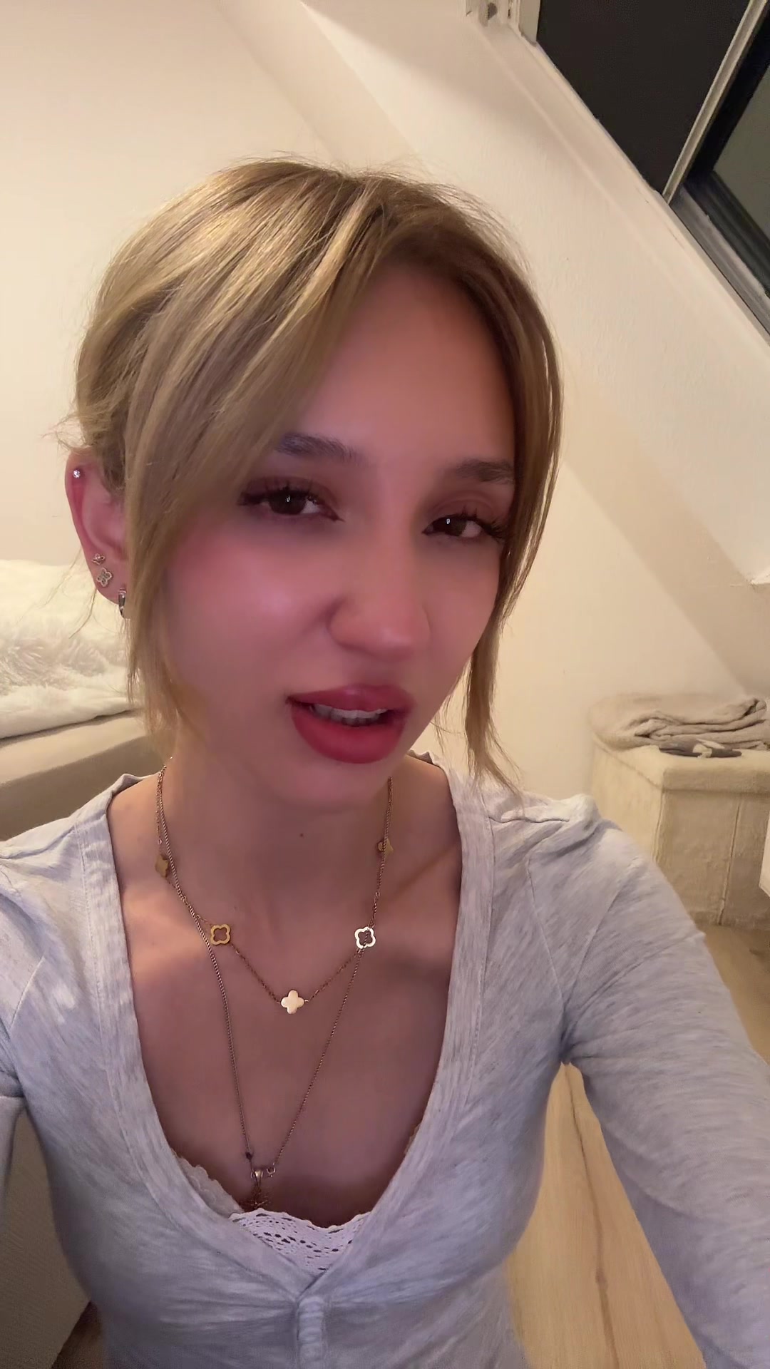 @Tina