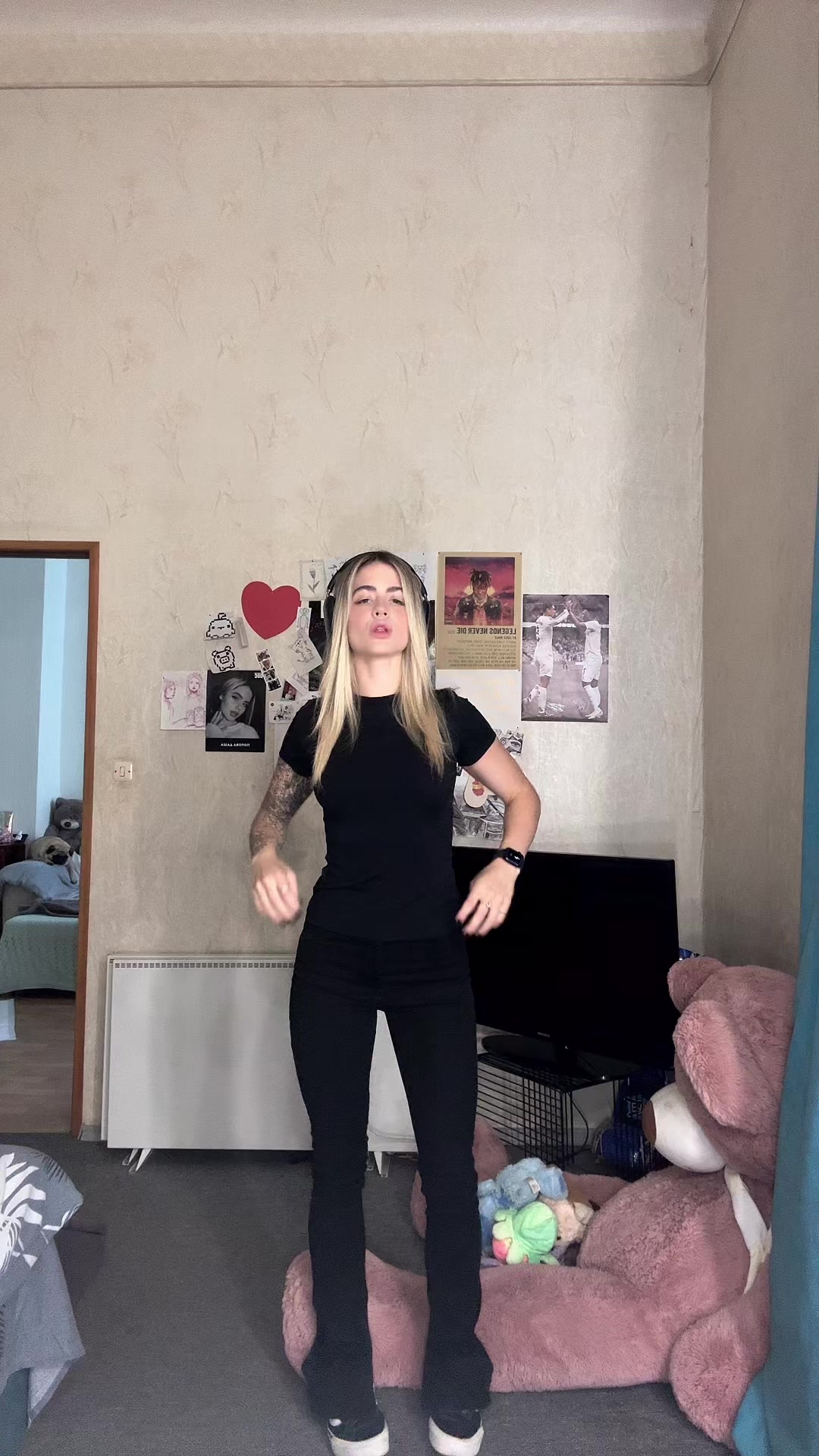 @Dasha Popova