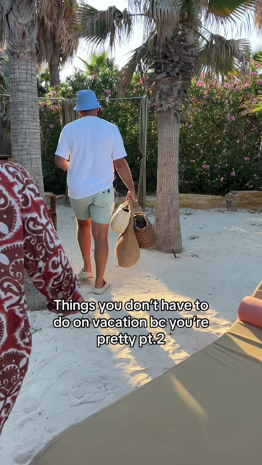 @🦋