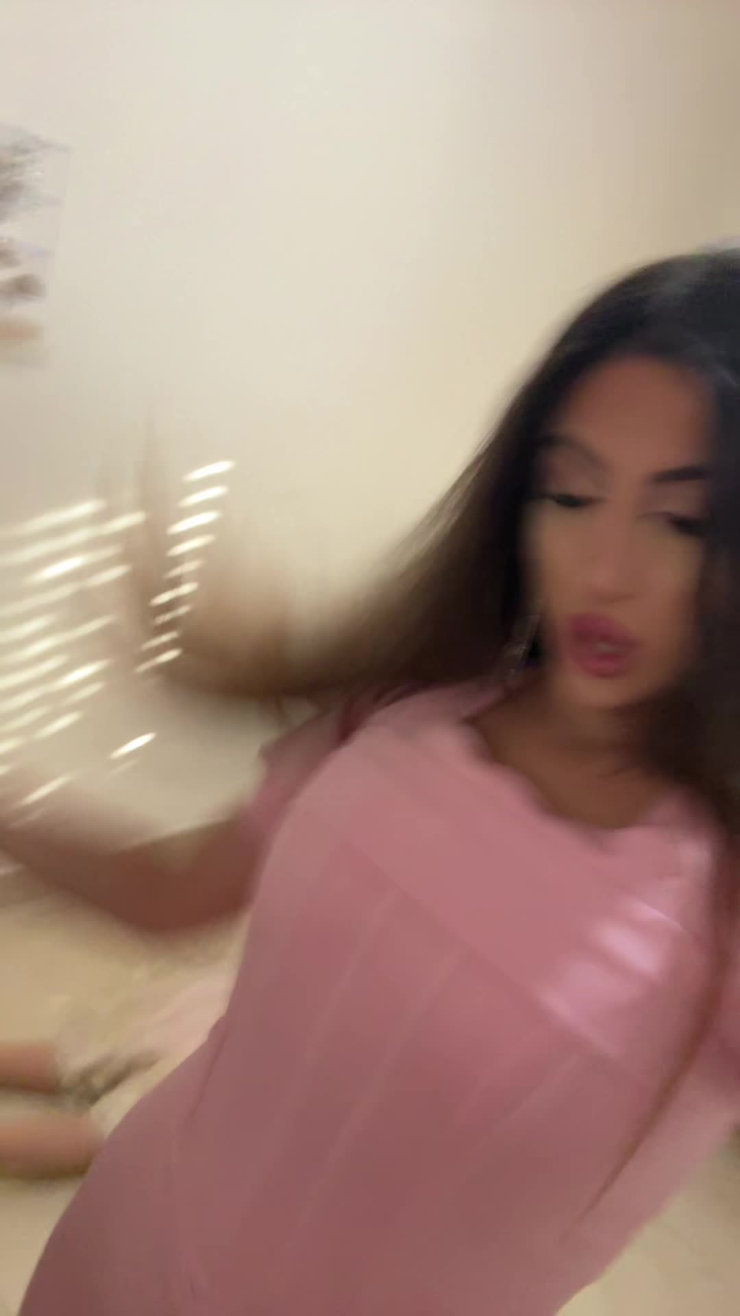 @אסתר מנחם