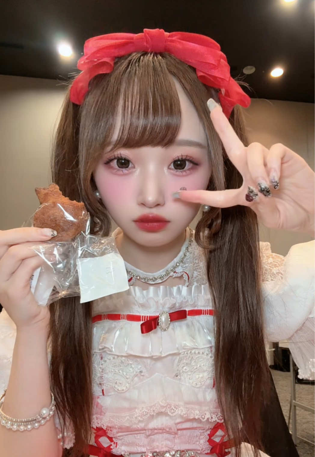 @にしのありさ