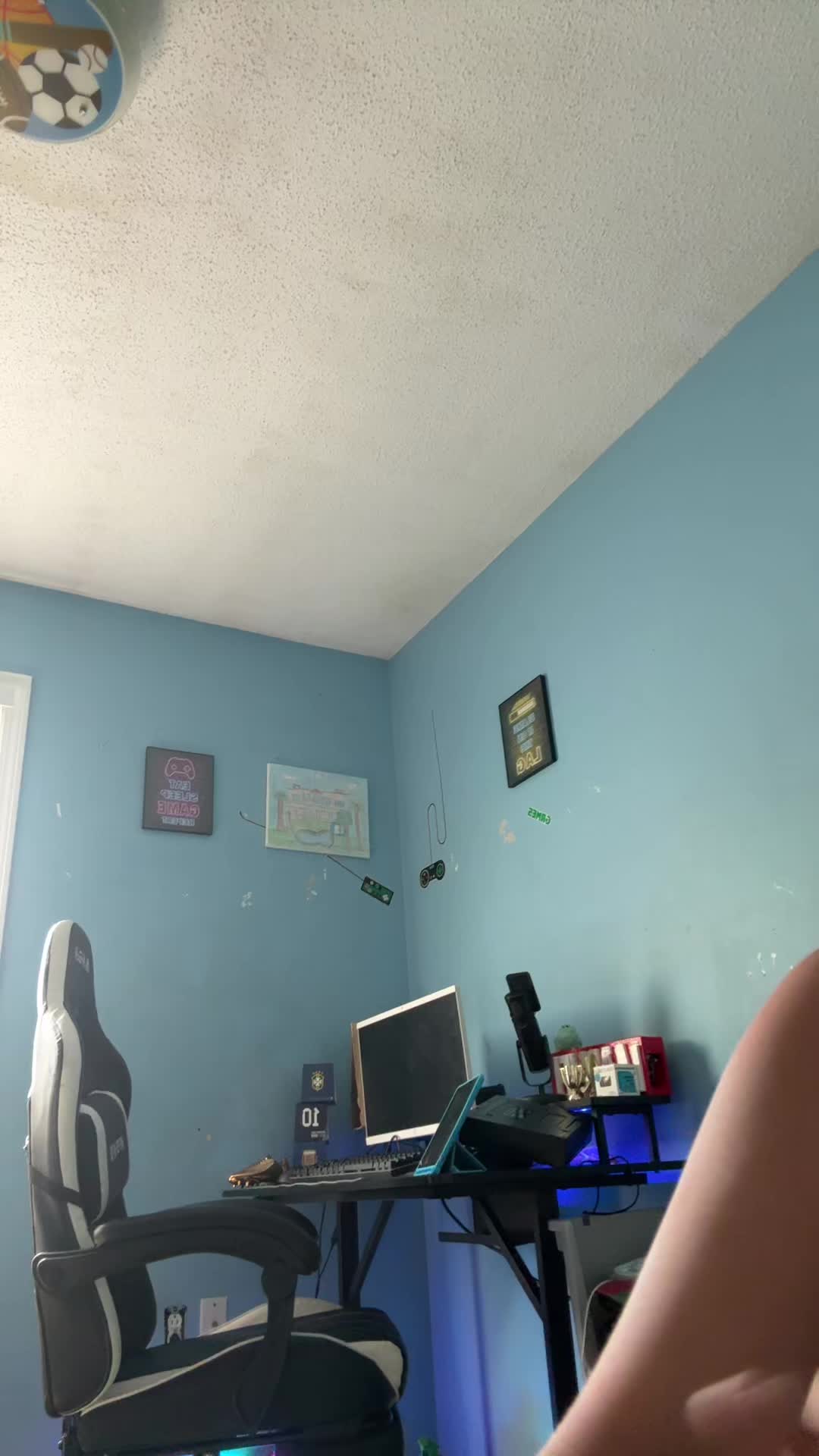 @Fortnite #1 FAN