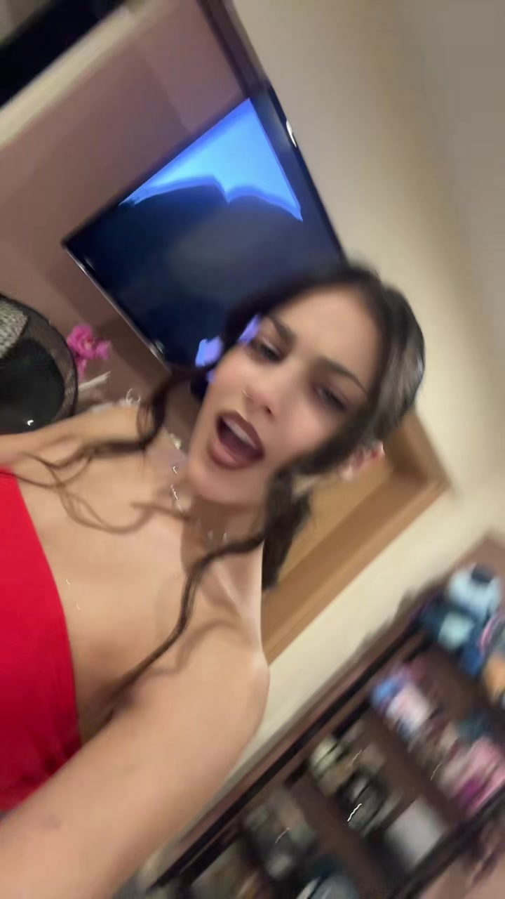 @R 👸🏽