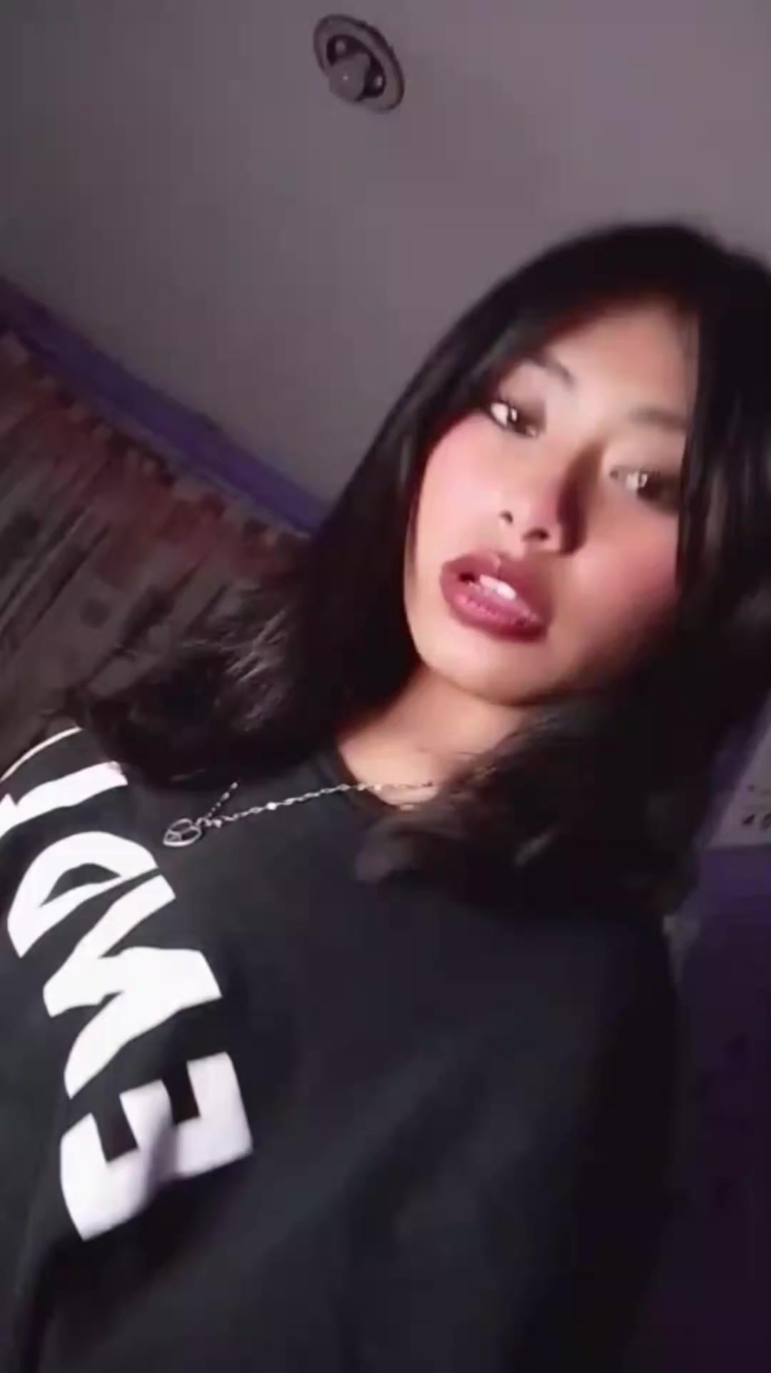 @Mary cornejo🦇