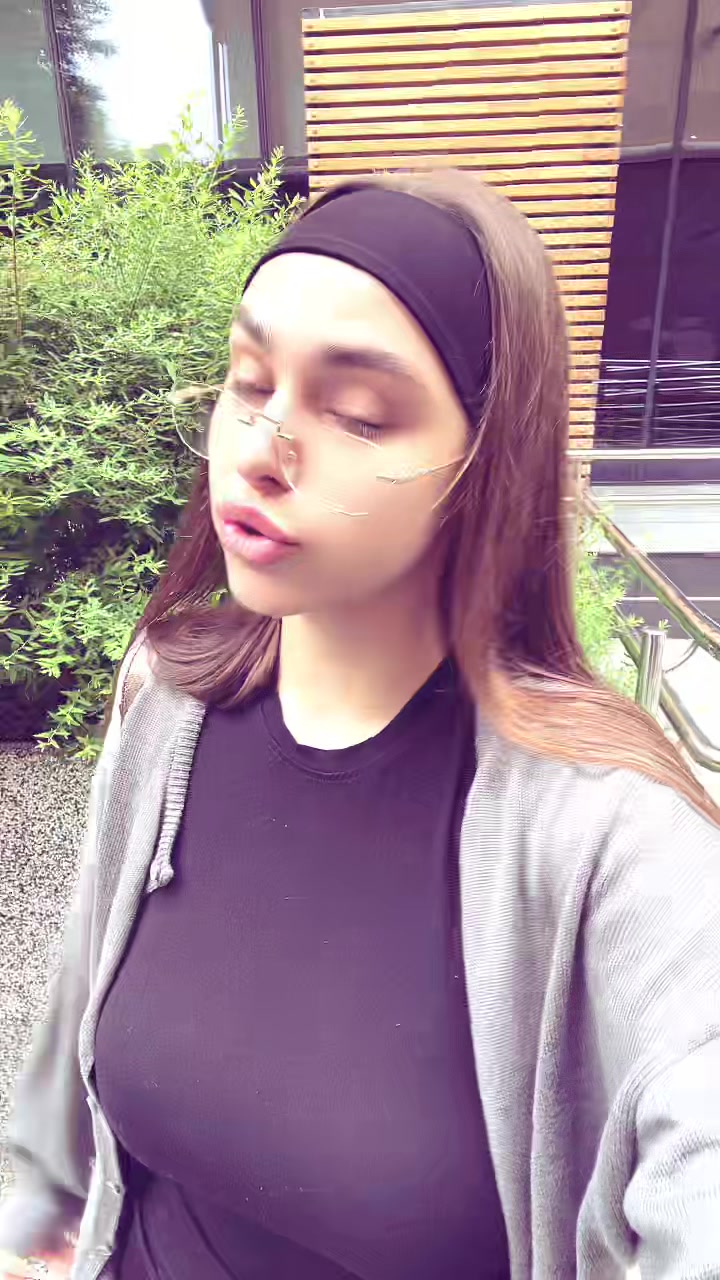 @Bruksi