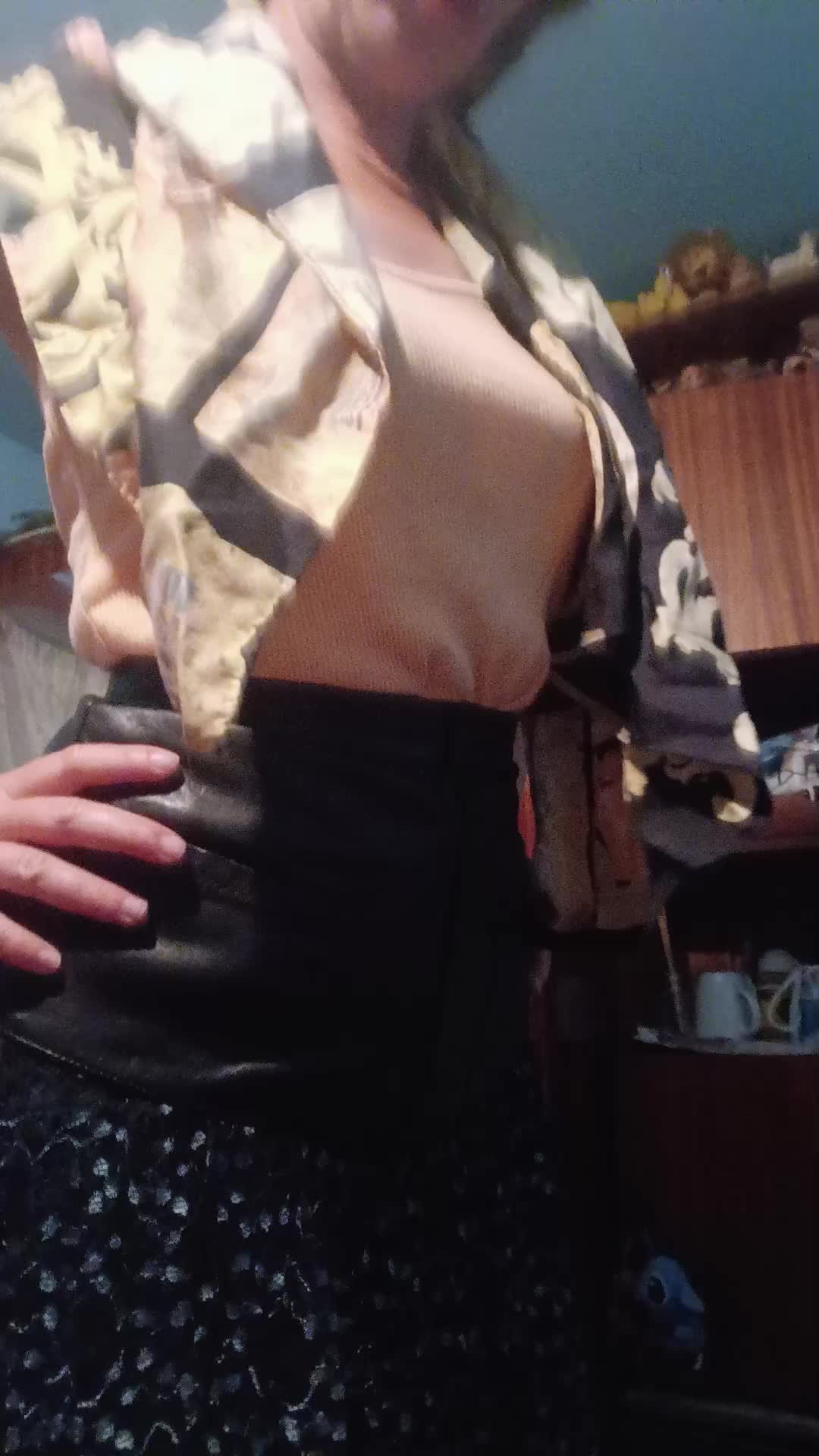 @FARiDA .RAMONA.