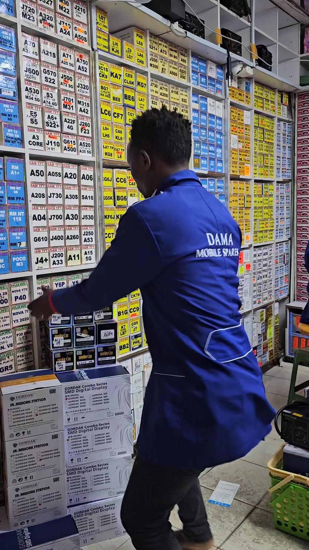@dama Mobile spares
