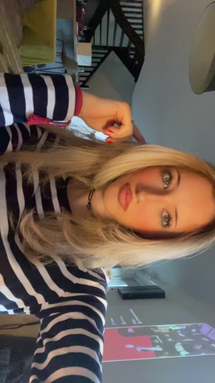 @Anya🗝️