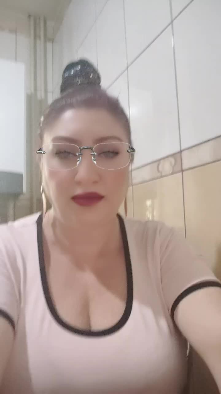 @Steluța Lăcătuş