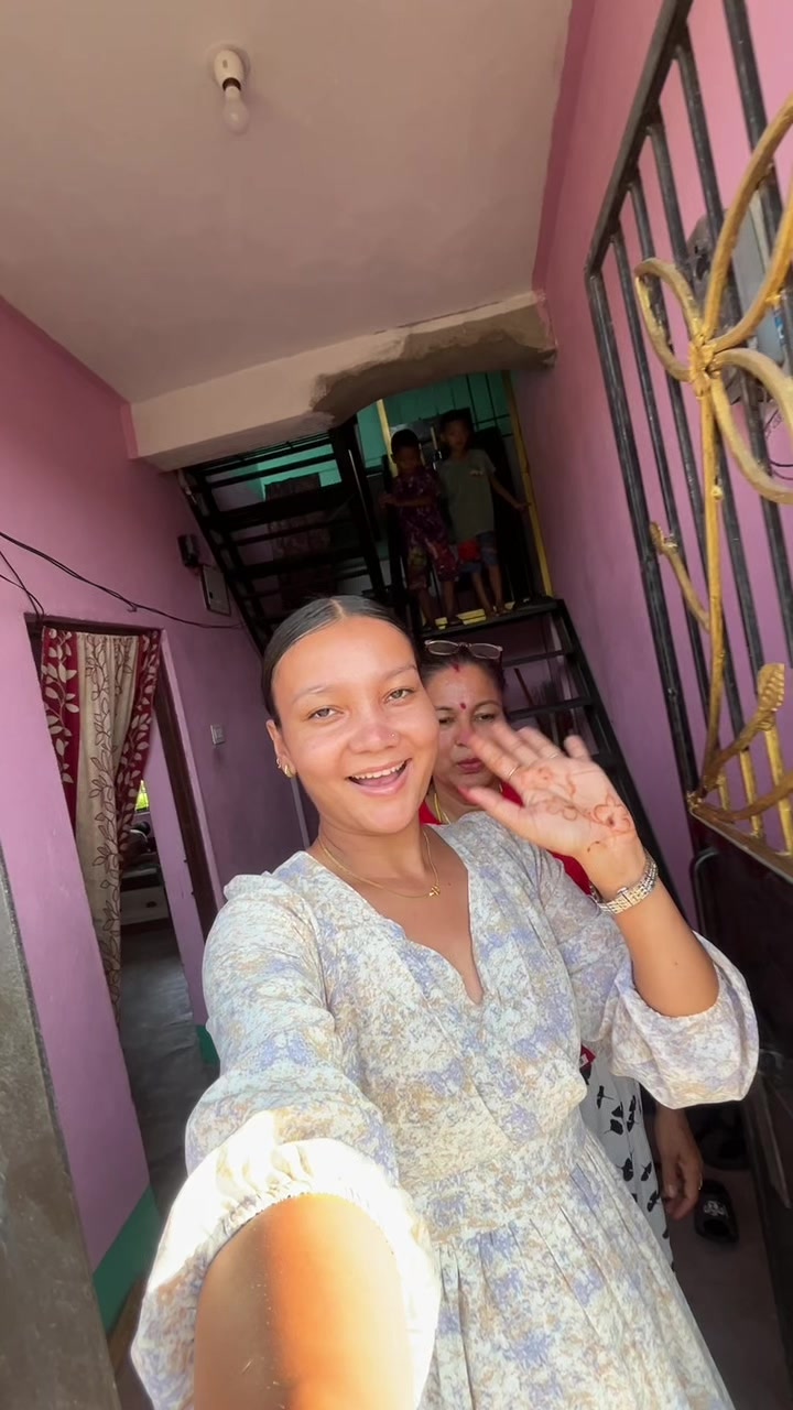 @Usha khadka🦋