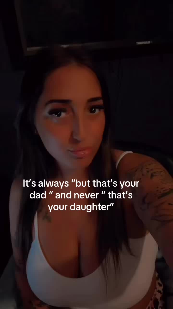 @Ellie💕