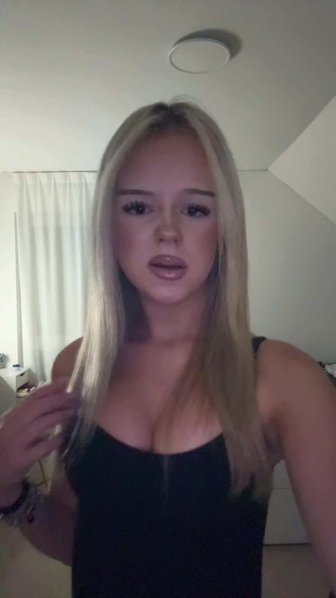 @𝓝𝓮𝓮𝓵𝓮