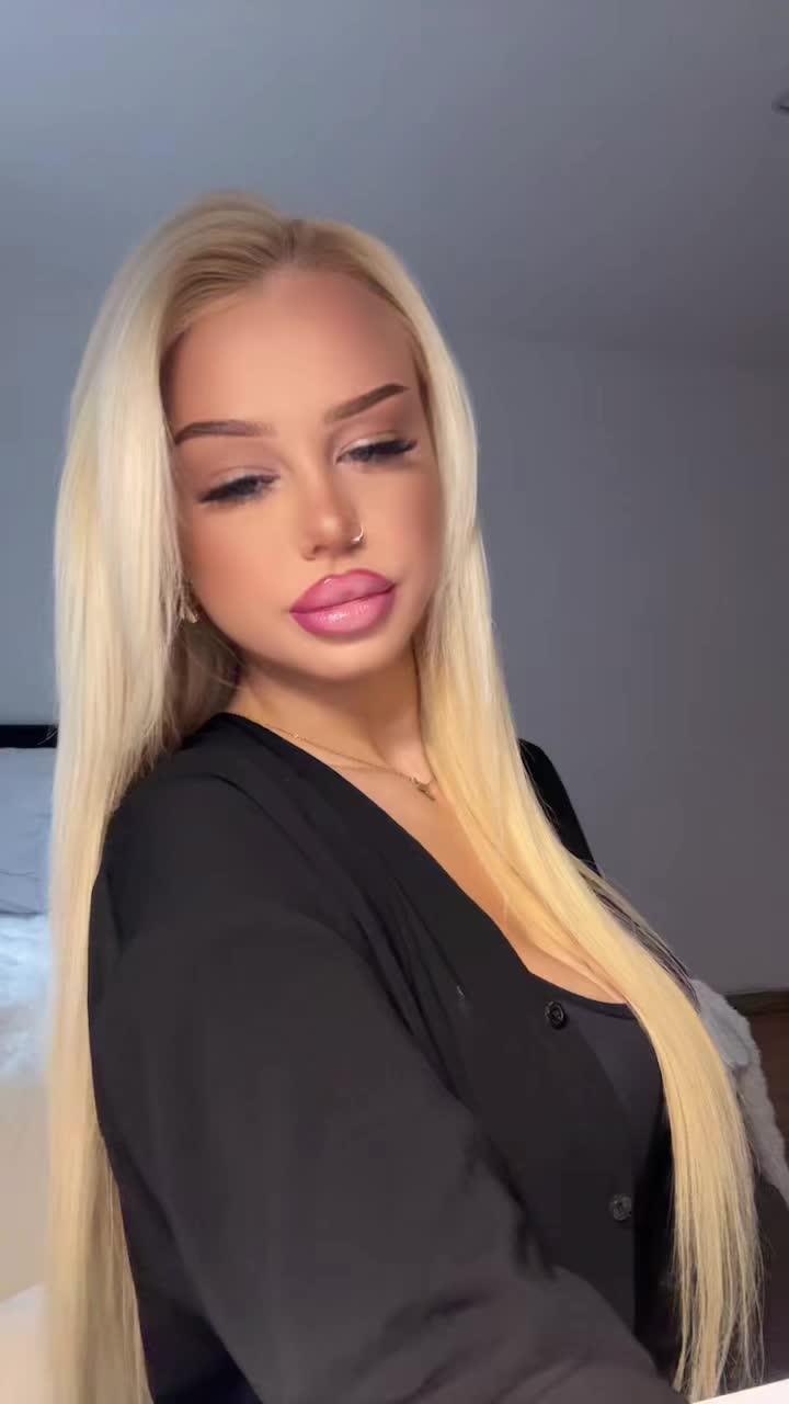 @𝓙𝓪𝓷𝓪𝓶𝓪𝓻𝓲𝓮🥥