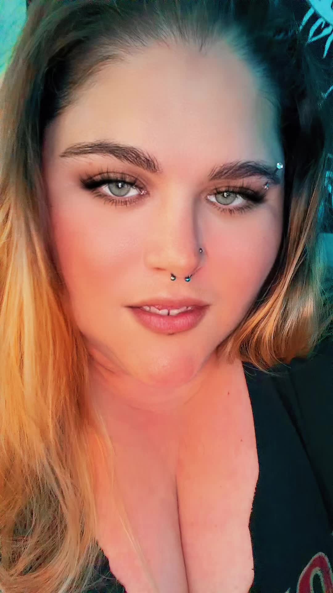 @Devil_angel_08