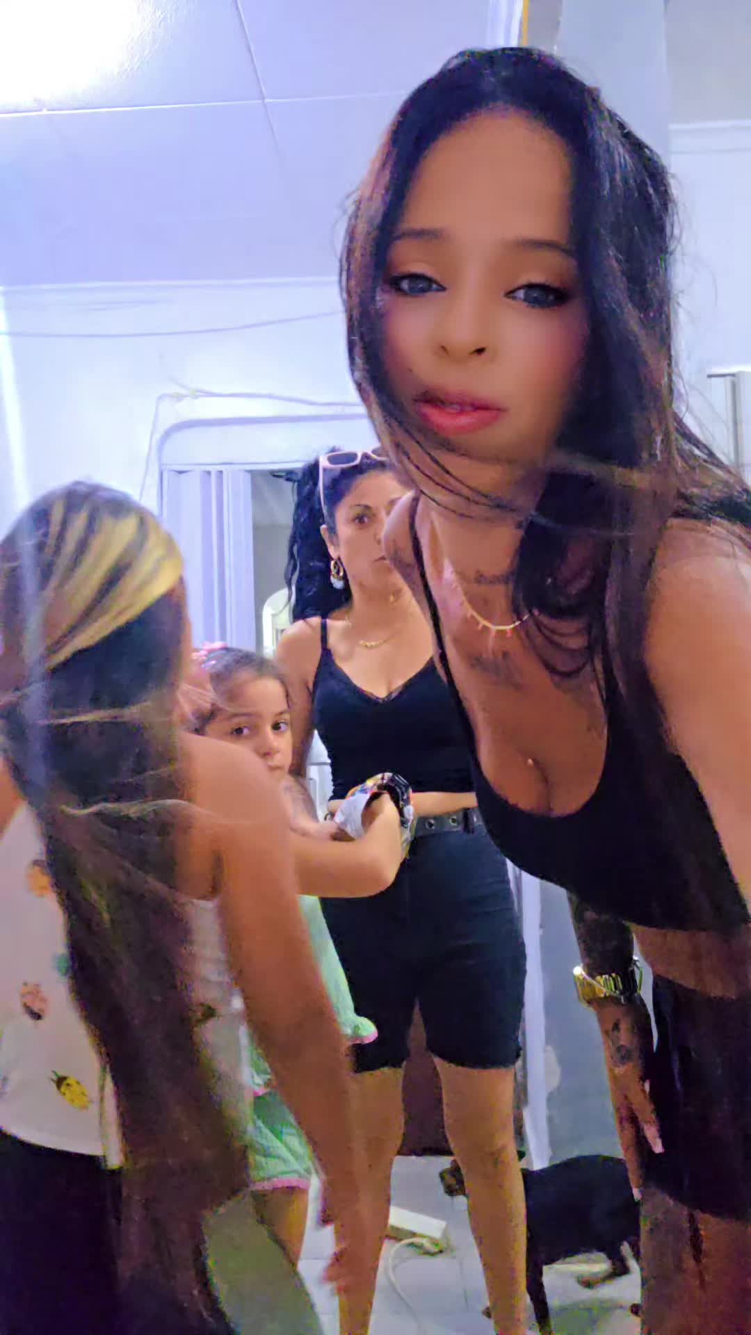 @LAYoYPuNTI