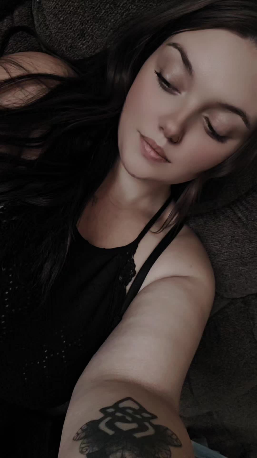 @Just Me 🖤🤘