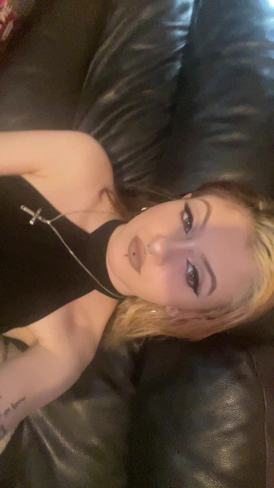 @skye🥀
