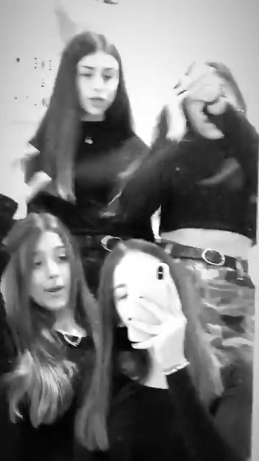 @Aitana