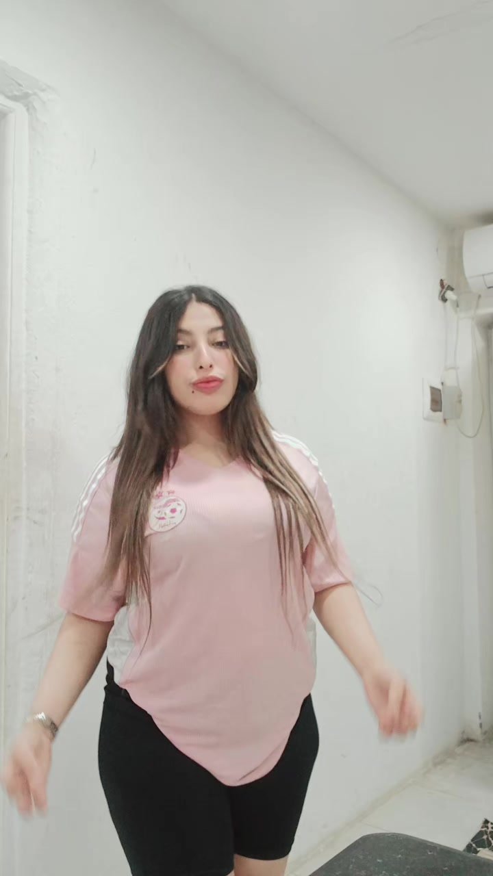@Nut Ella
