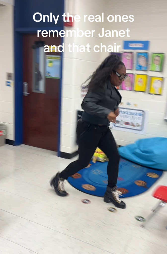 @yourauntiepie