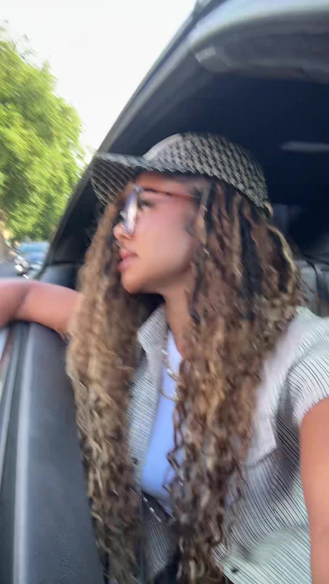 @hotgirlhollyy