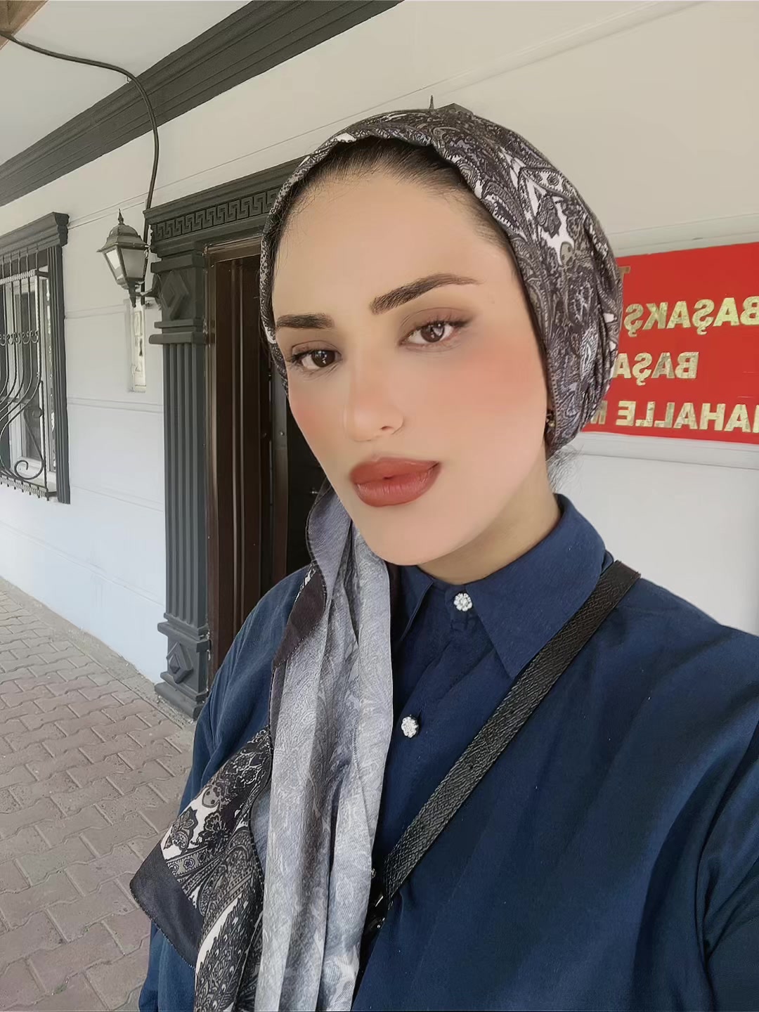 @esraozgurr