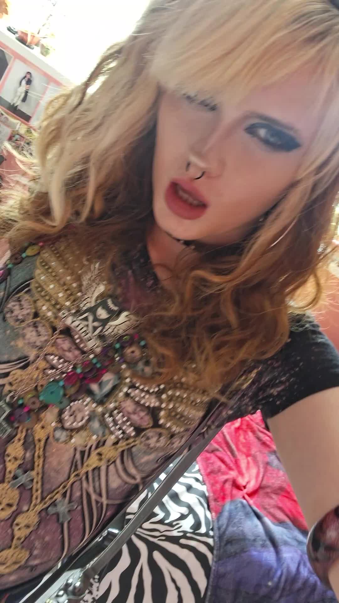 @☆Emily-Autumn☆