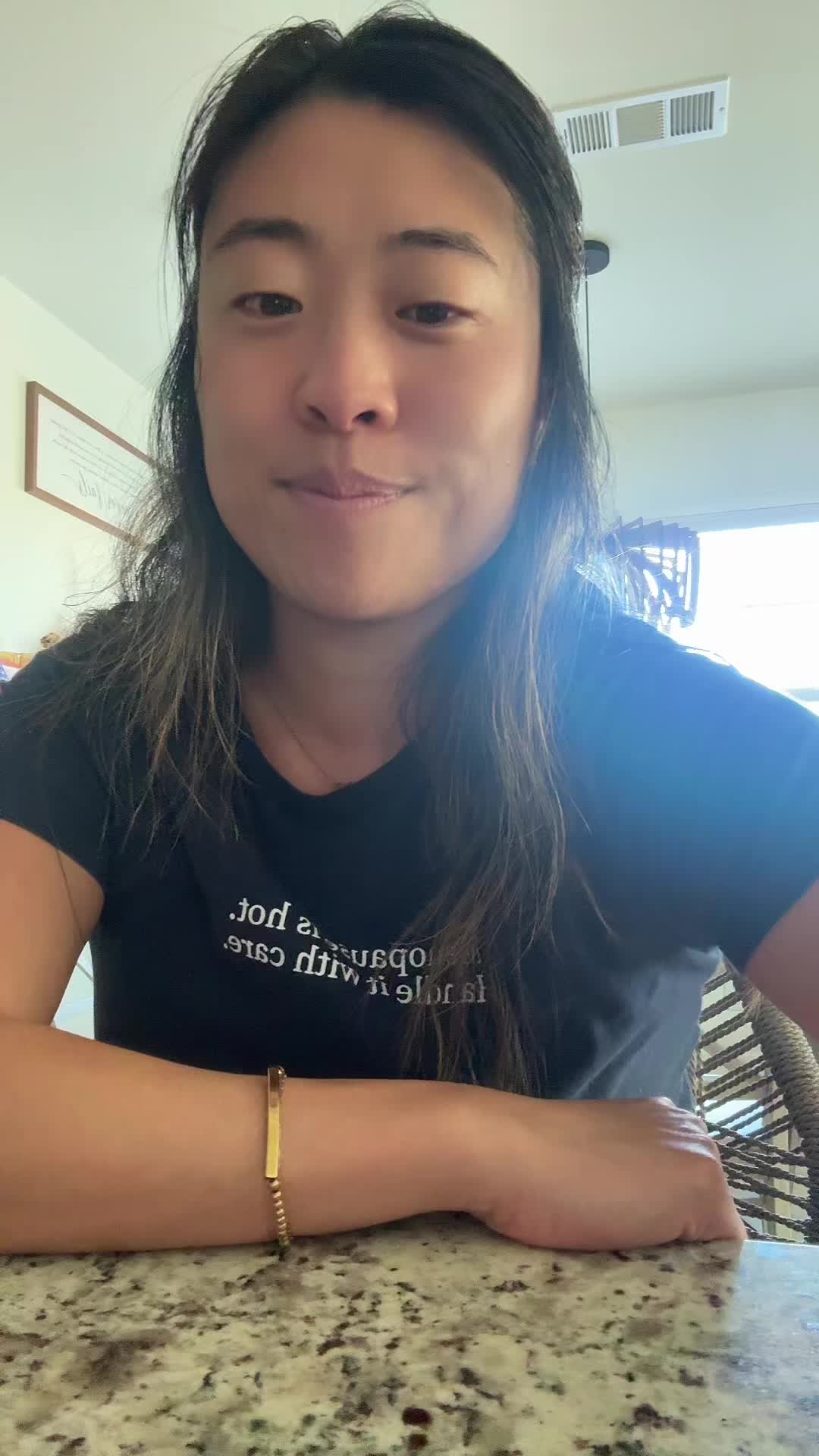 @Vania