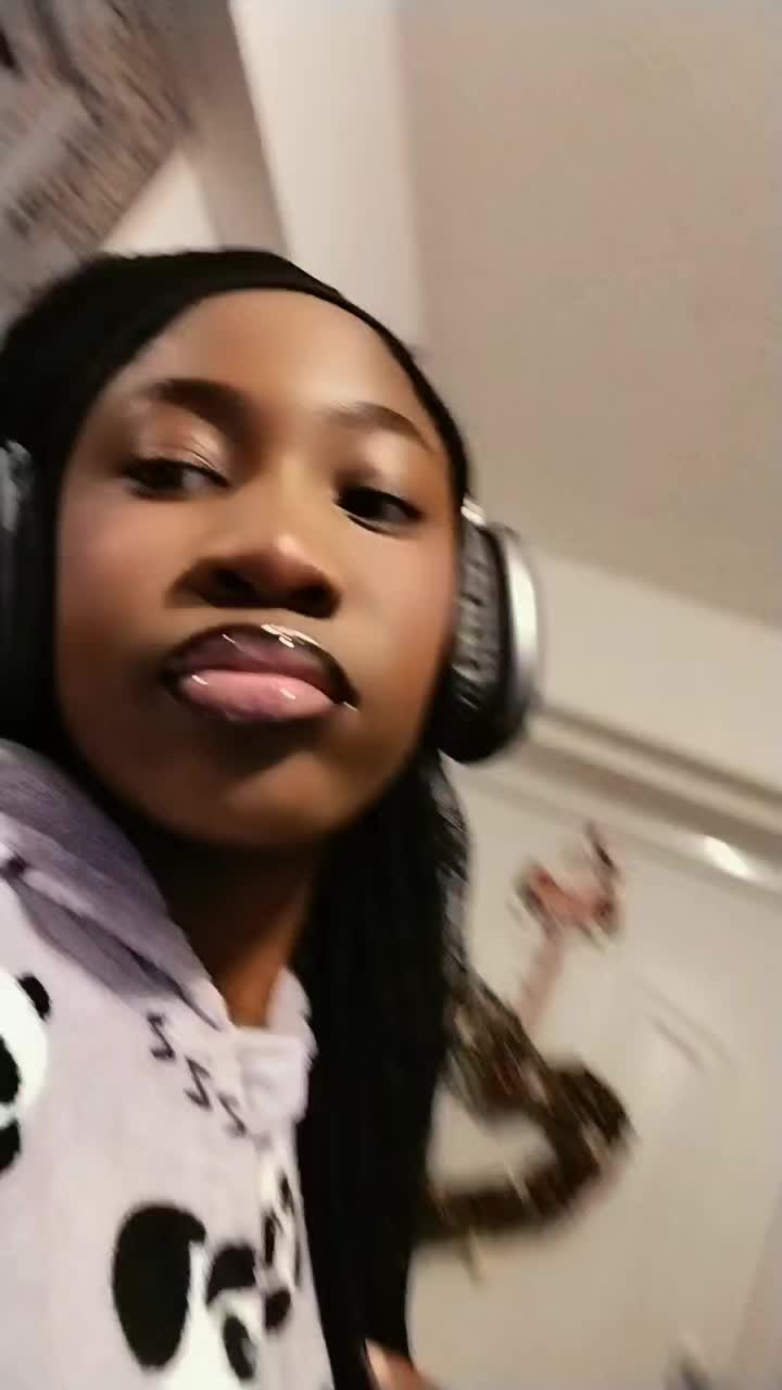 @𝓑𝓵𝓾𝓮💋