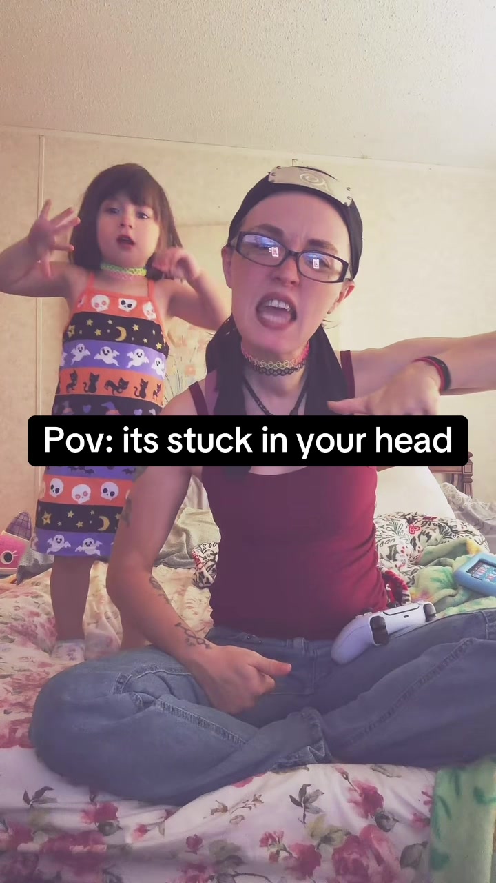 @Mommy Sue💚🖤💜