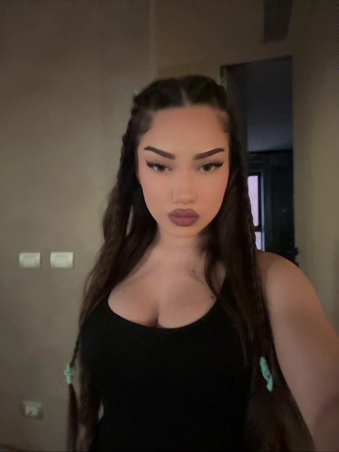 @kamilaa