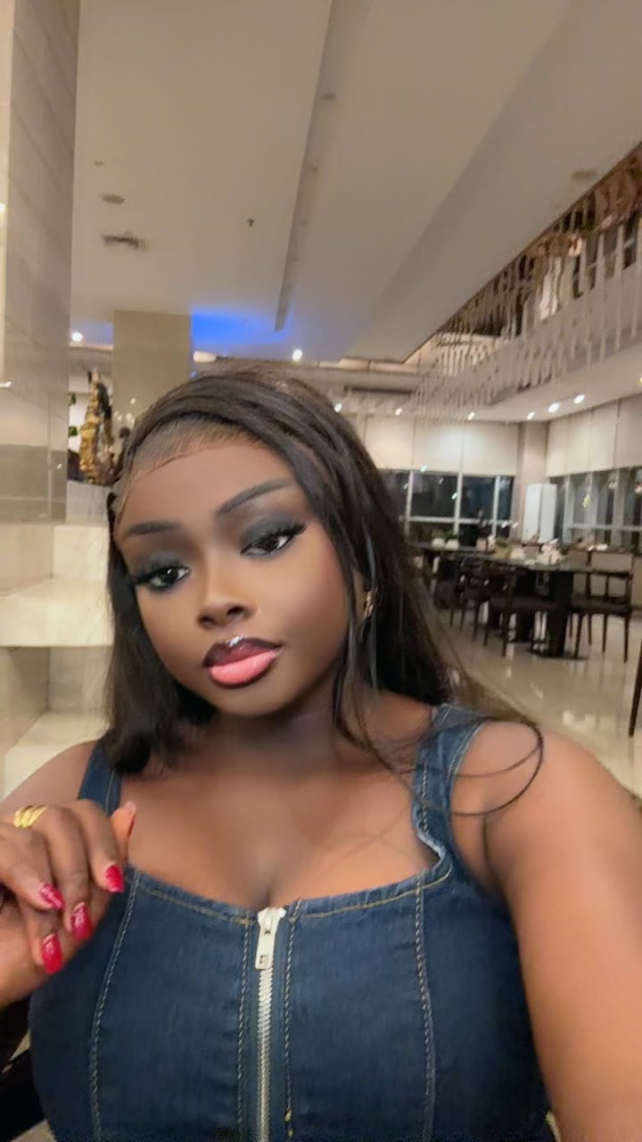 @Nènè🥰♥️