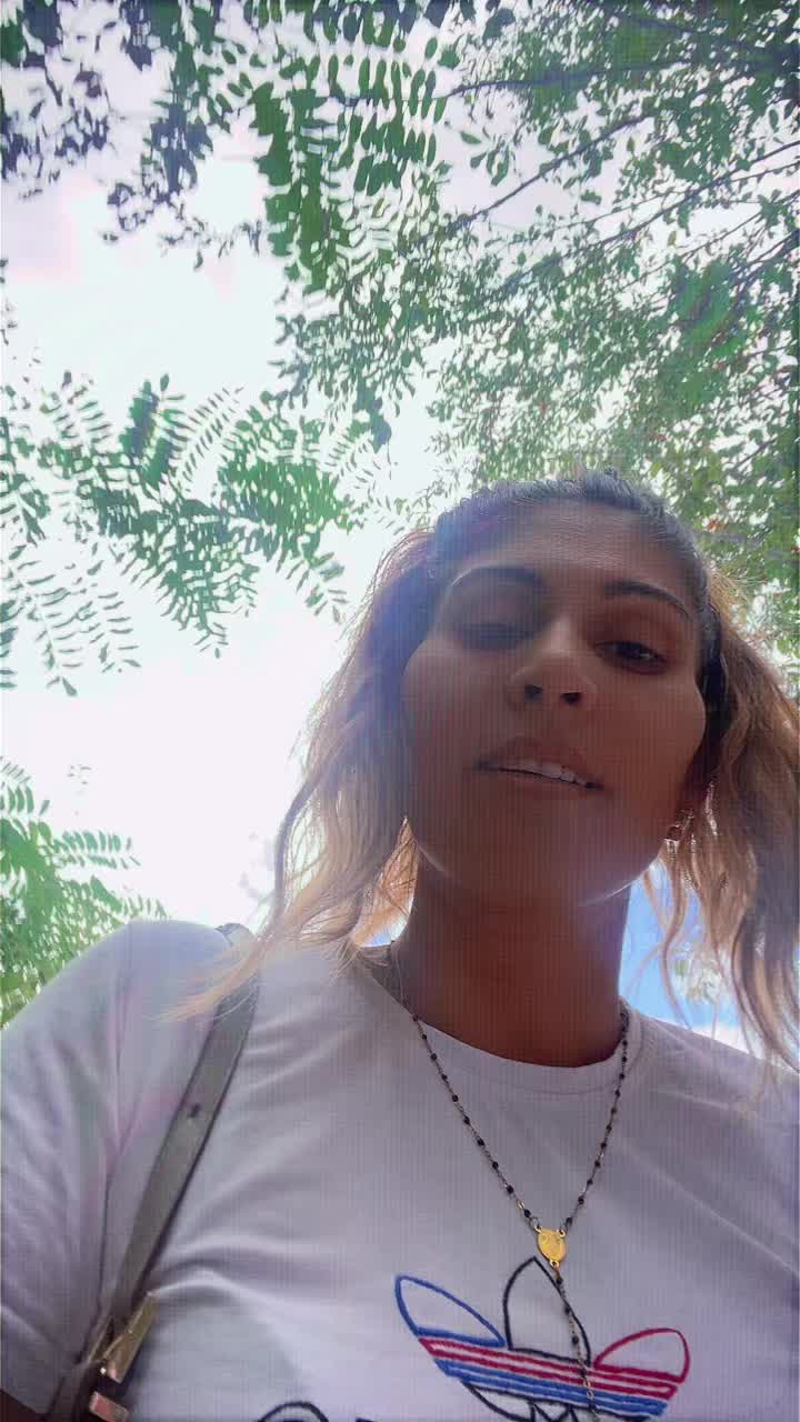 @💞💞Laura brunețica👑 👑