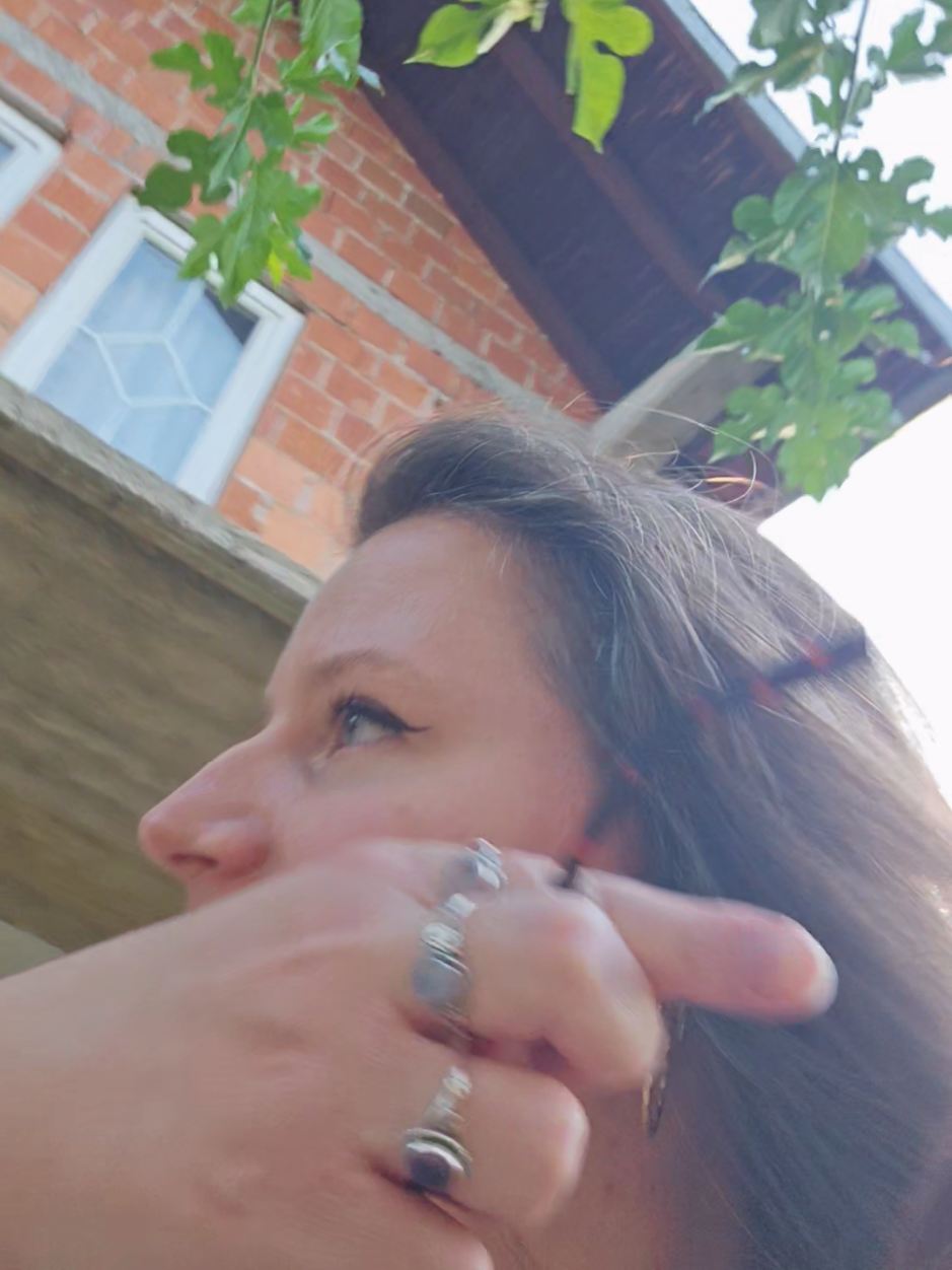 @DRILONA🌻