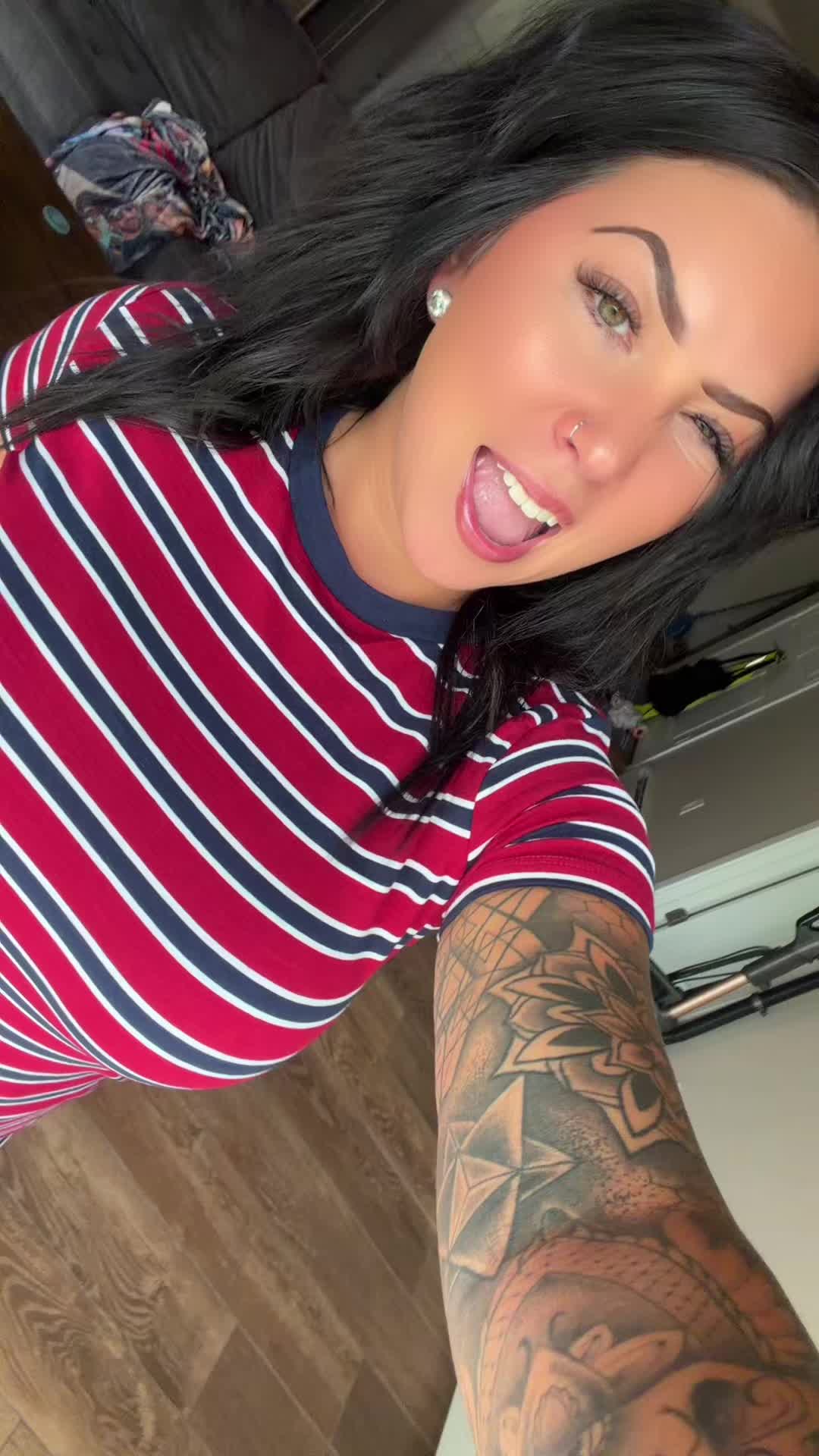@kneishaserna91
