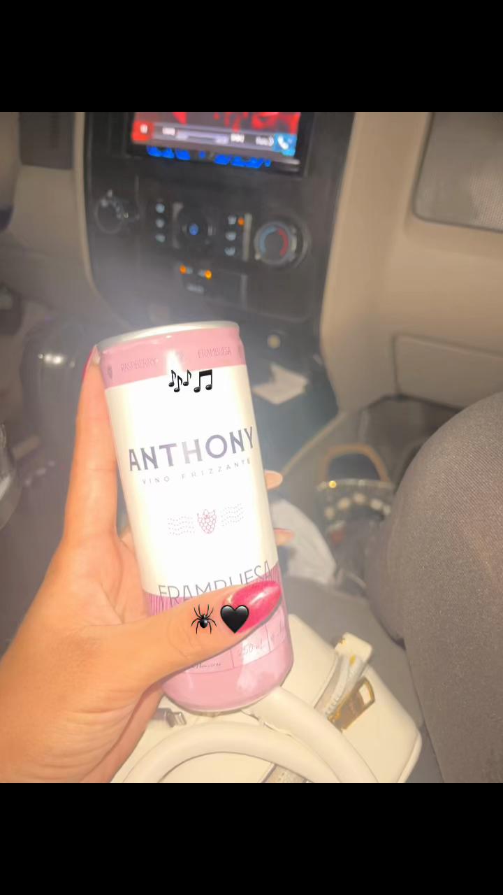 @ℰ𝓂𝒾𝓁𝓎🕷👸🏽