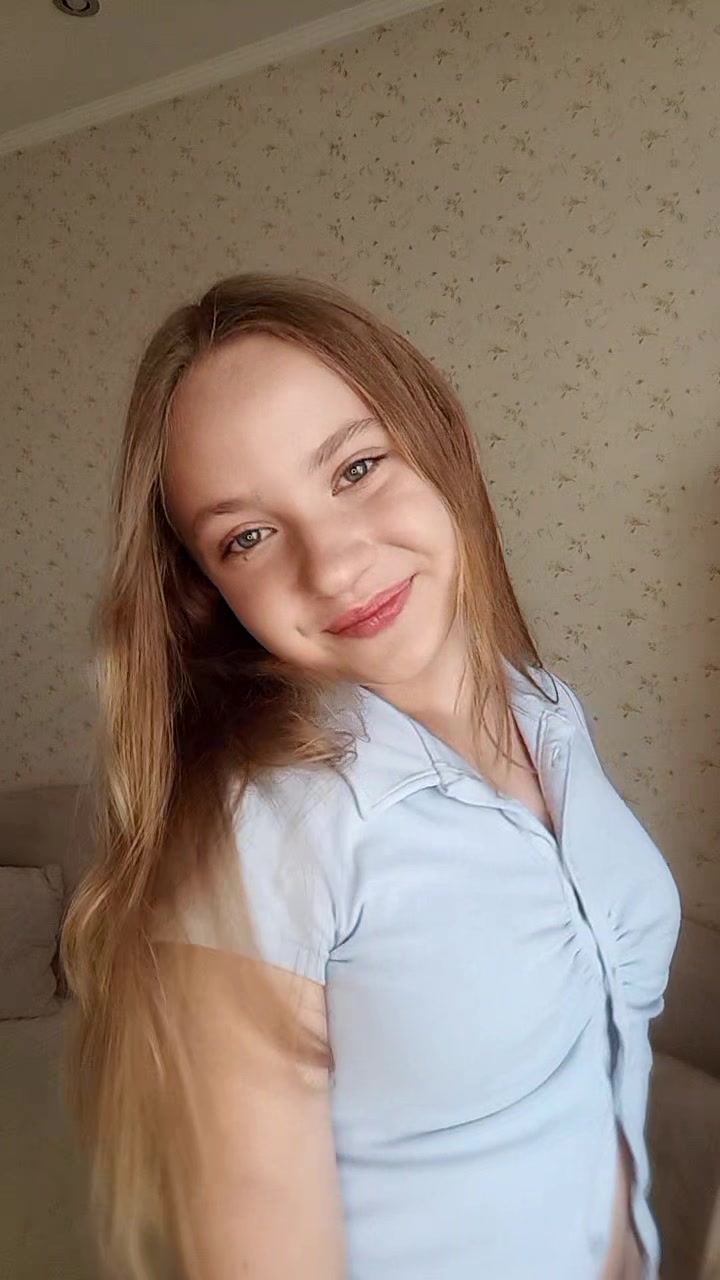 @AnyaUglanova💋