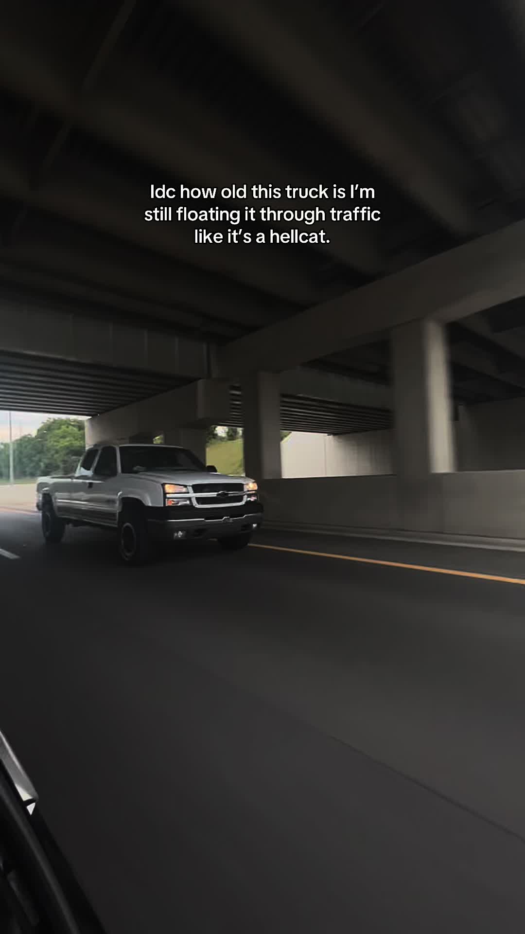 @𝕊𝕟𝕠𝕨 𝕎𝕙𝕚𝕥𝕖 𝕃𝕃𝕐