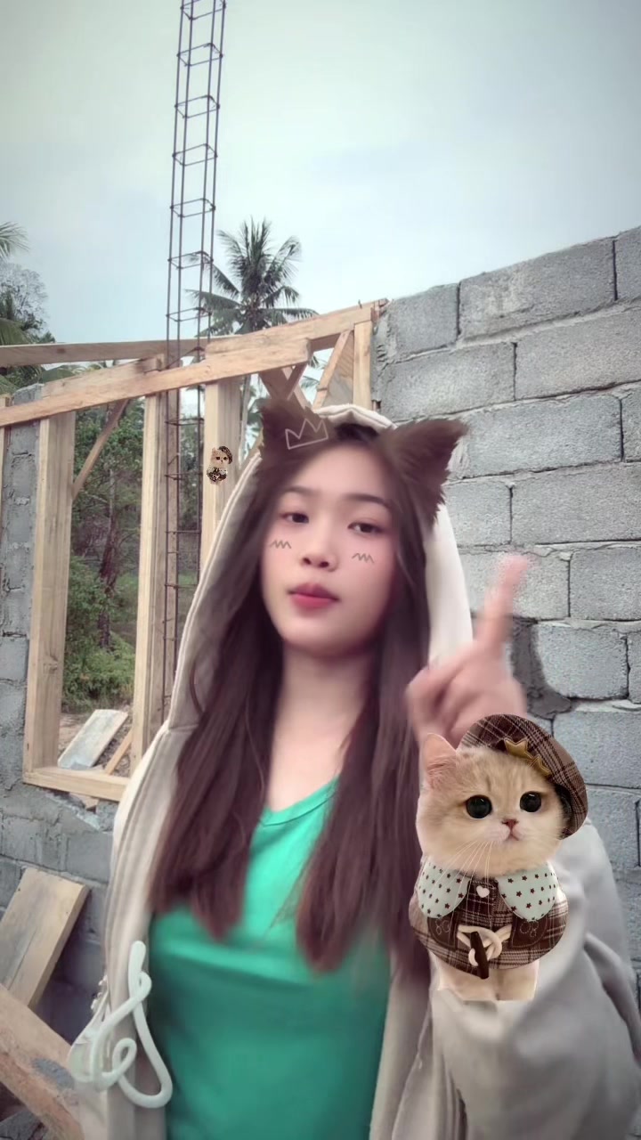 @Randompeoplee
