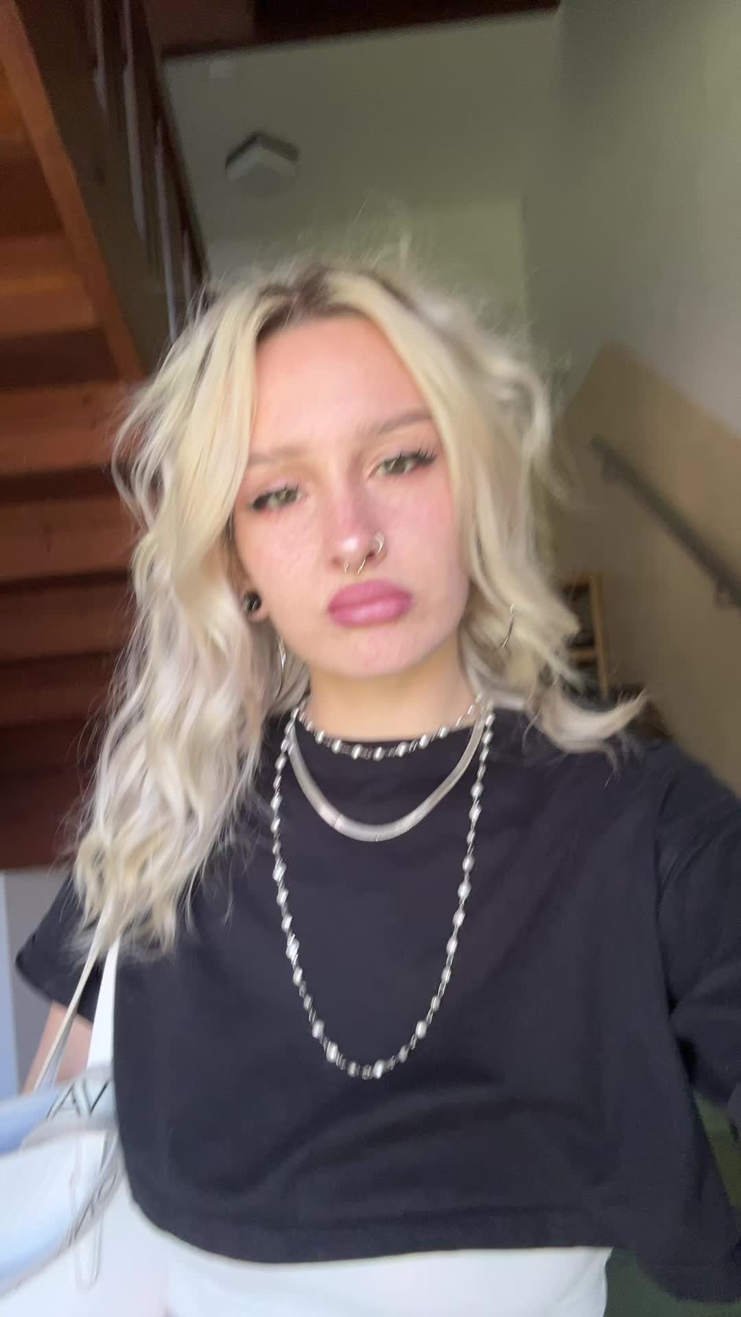 @nina
