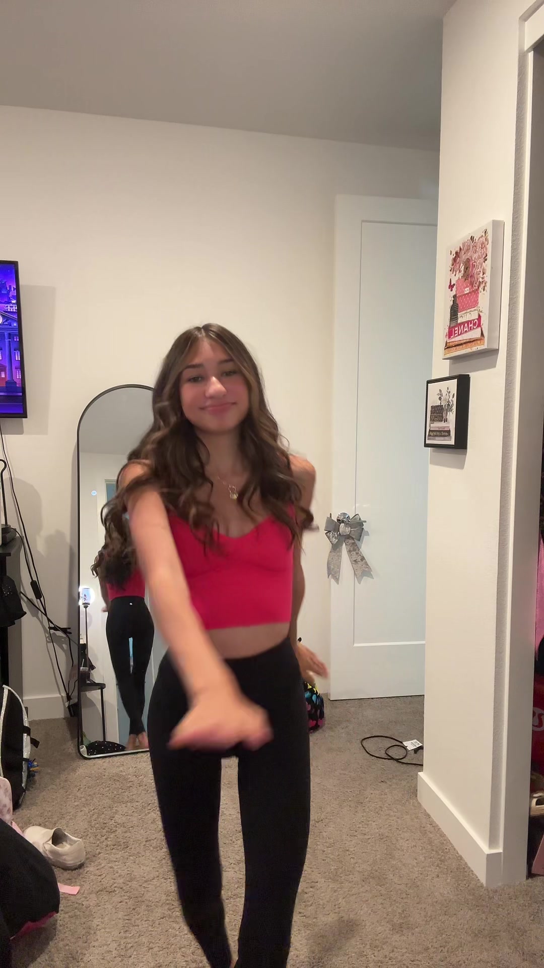 @bella