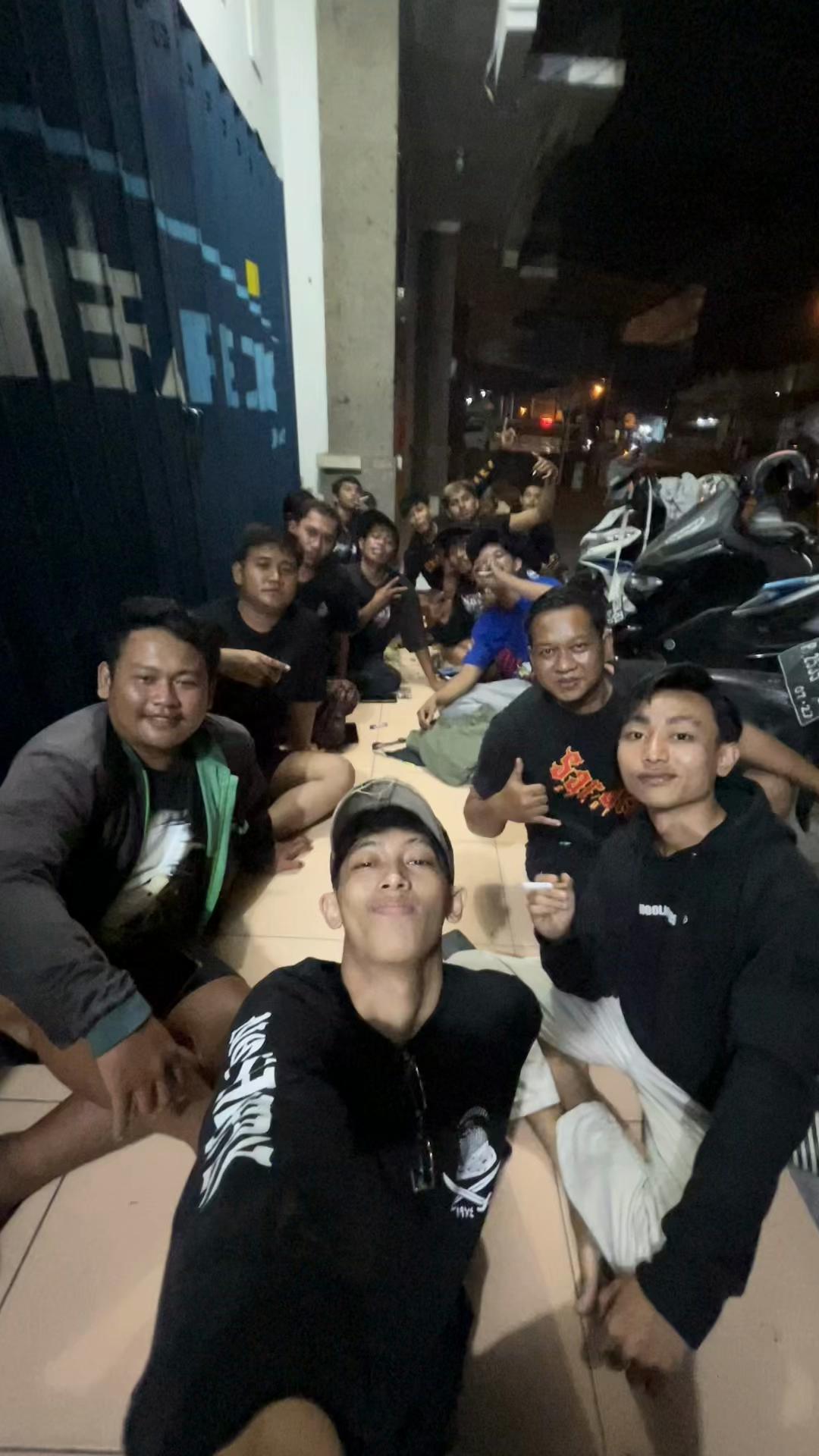 @namung tiang alit