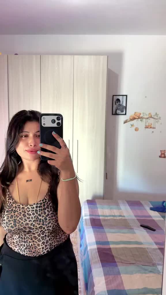 @Dinesha🤍🌼🦢