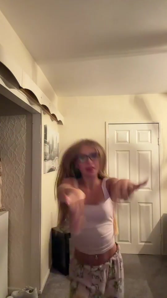 @privv.xo4