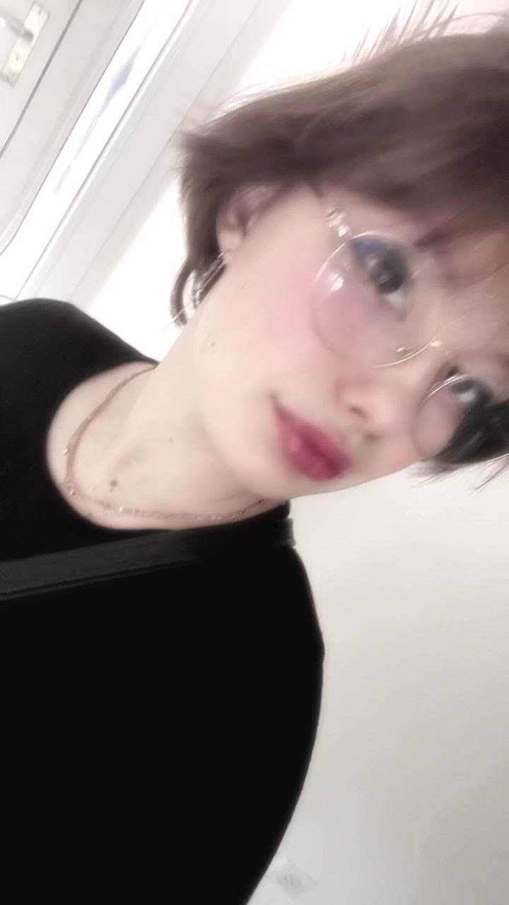 @.little.0tter