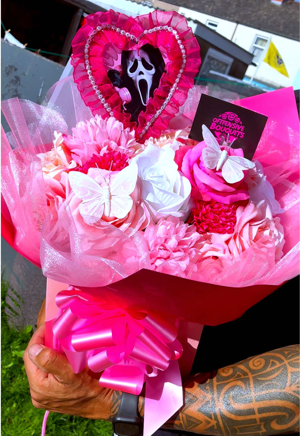 @offfensivebouquets