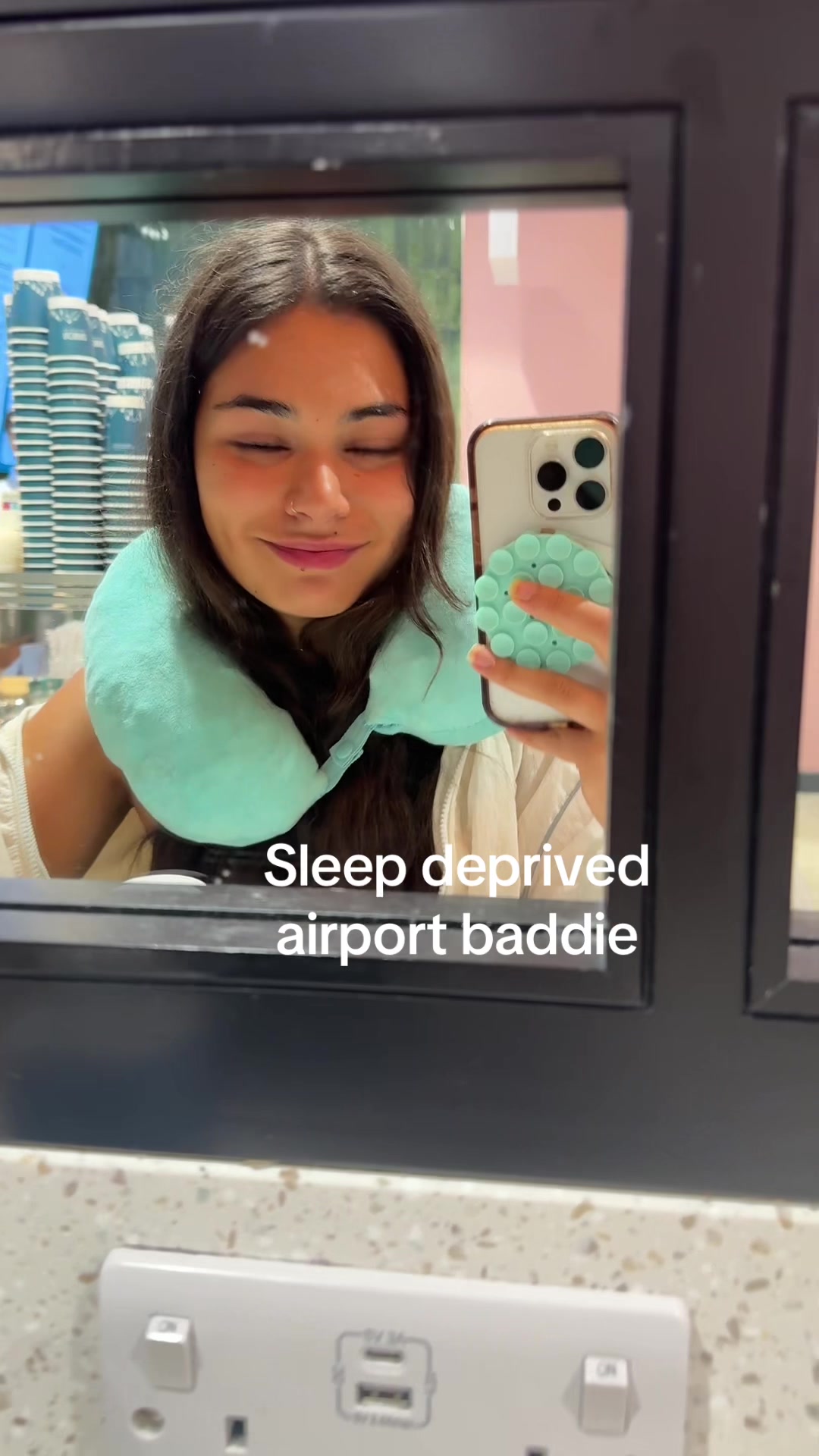 @vikidossantosdj