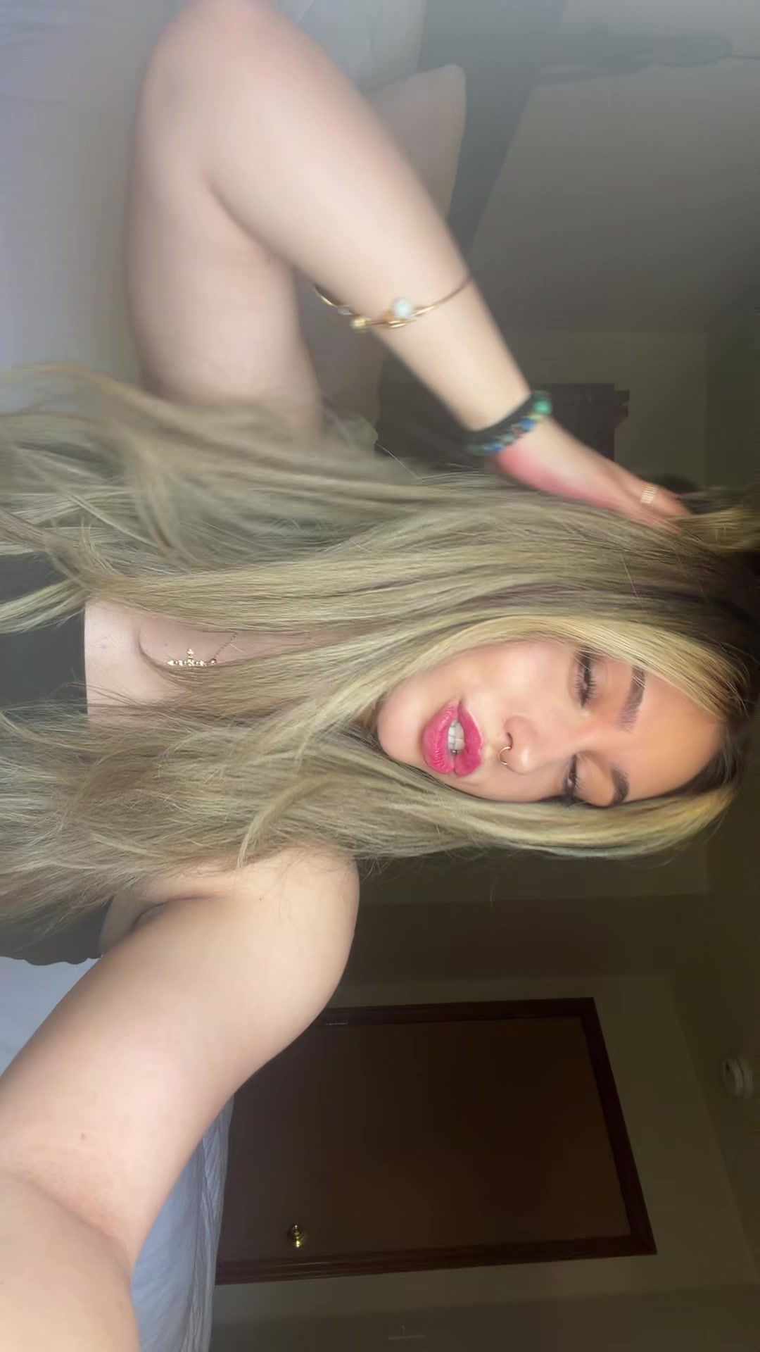 @bella_.rose7