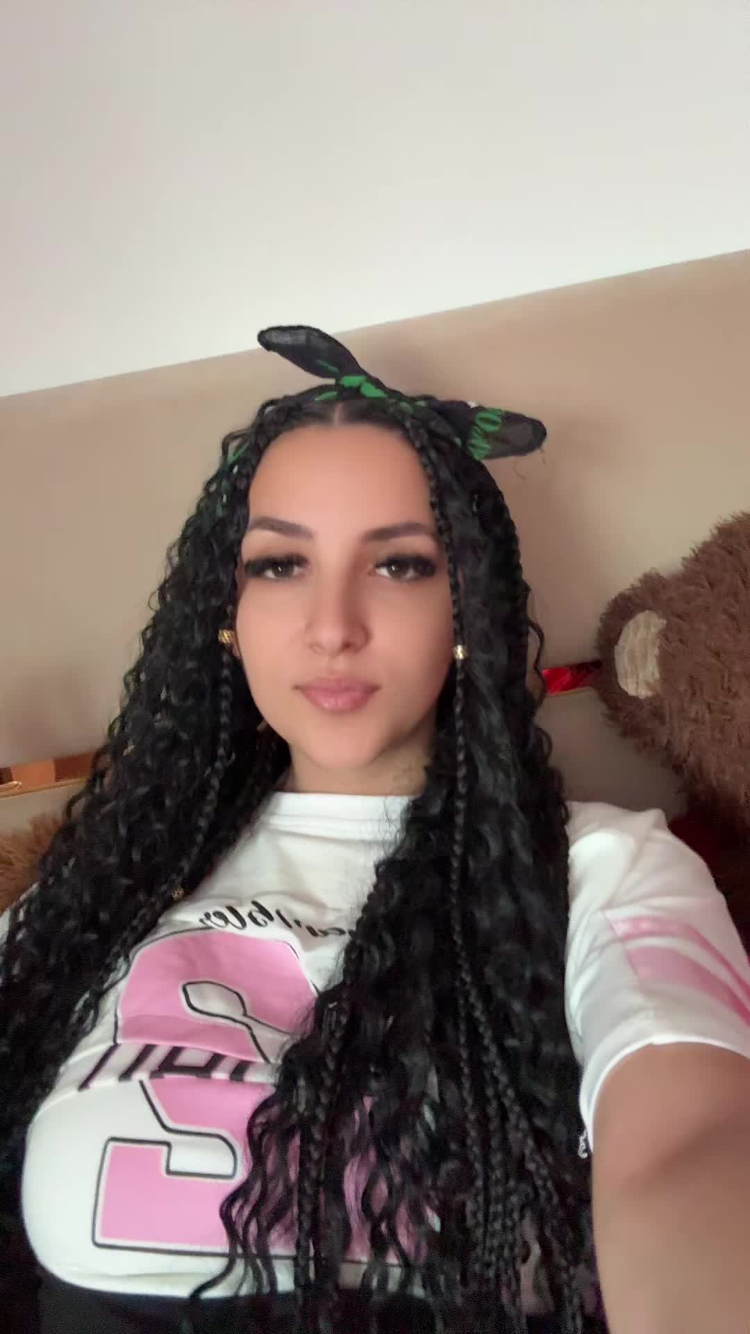 @&copy;️