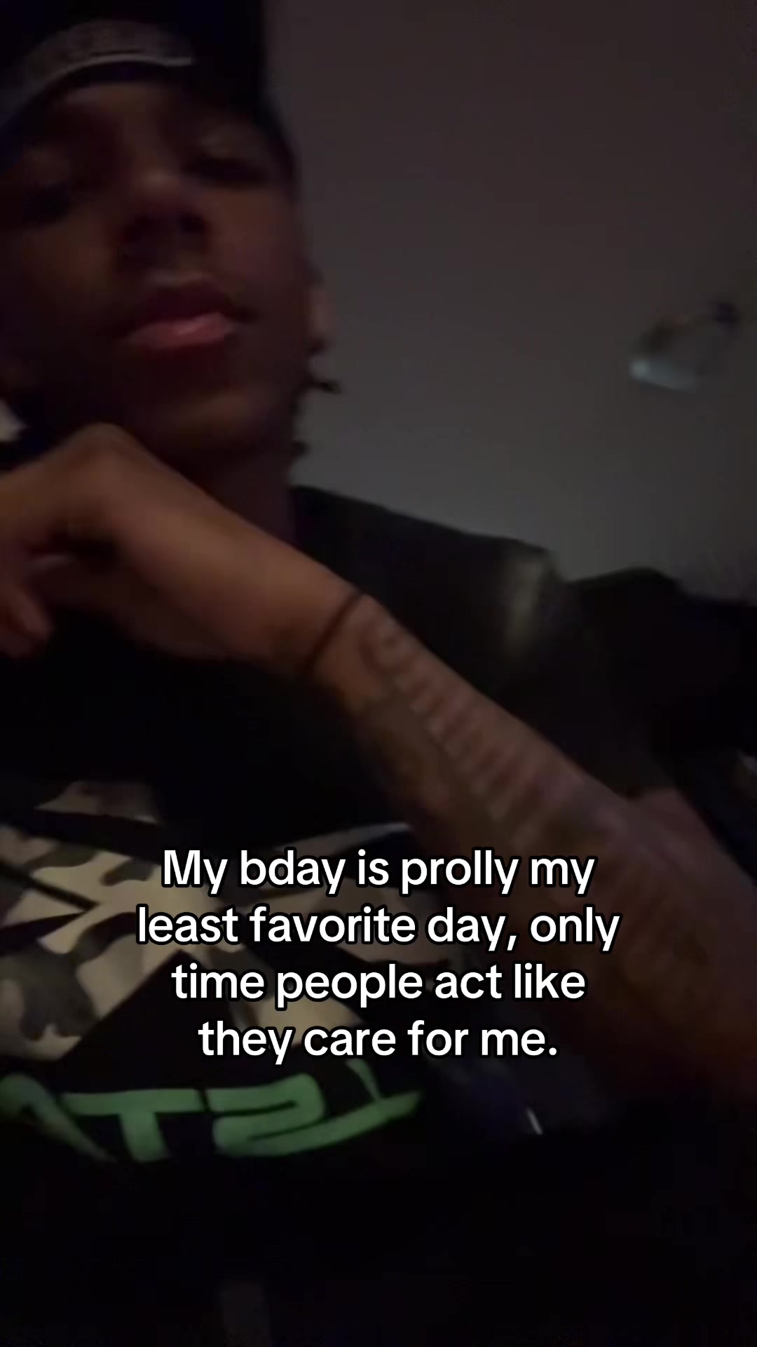 @🚶🏾&zwj;♂️&zwj;➡️